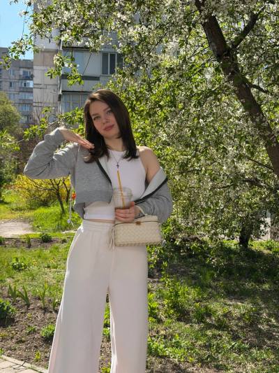 Anna 28 years Kyyiv Ukraine