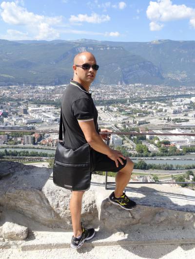 Nuno 50 лет Lausanne Швейцария