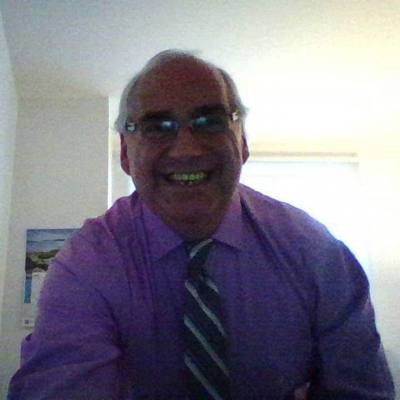 Dennis 67 ans Quebec Canada