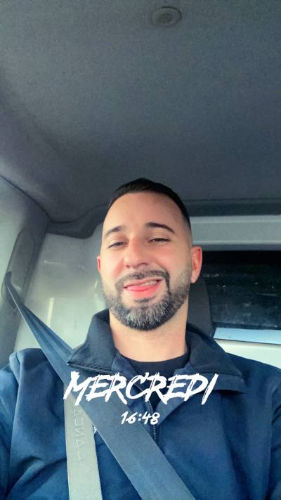 Loic 38 years Salon De Provence  France