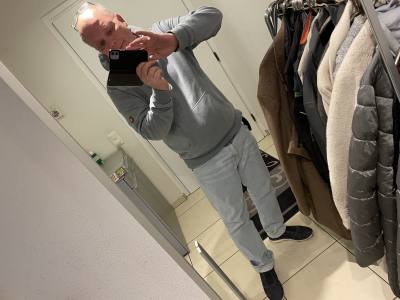 Bernhard 63 ans Bern Suisse