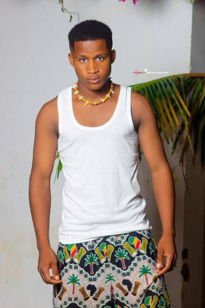 Ousmane 24 лет  Франция