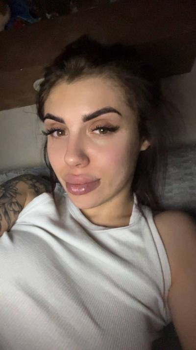 Вика 24 ans Харьков Ukraine