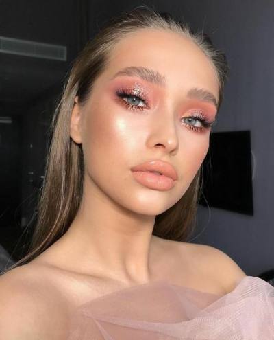 Viktoria 22 ans Дубно Ukraine