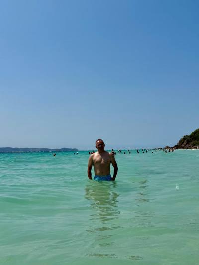 Peter 48 ans Baden  Autriche