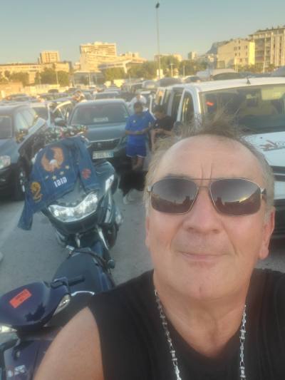 Gigi 59 ans Sanary Sur Mer France