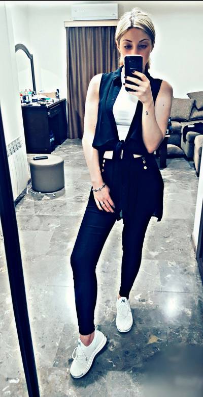 Nina 27 ans Batumi Russie