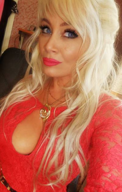 Oksana 56 ans Minsk Biélorussie