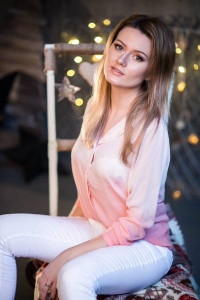 Oksana 42 ans Minsk Biélorussie