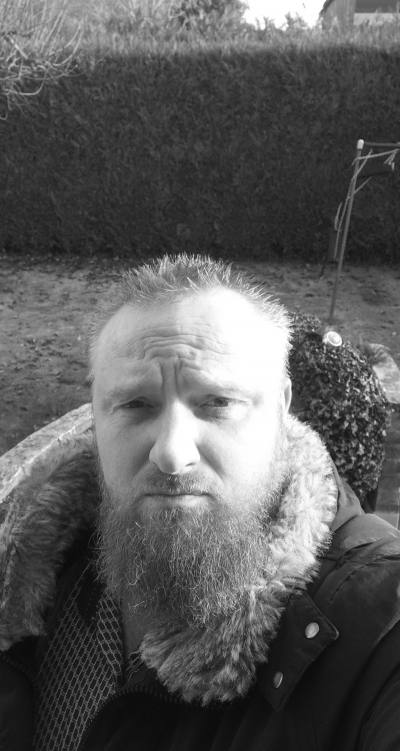 Fabien 38 ans Blairville France