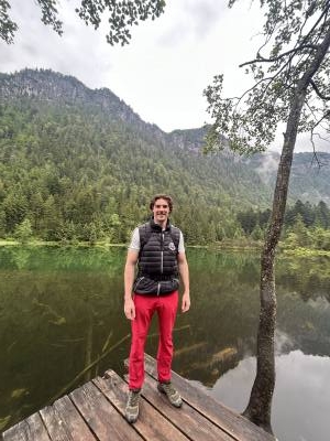 Michi 38 лет 83308 Германия