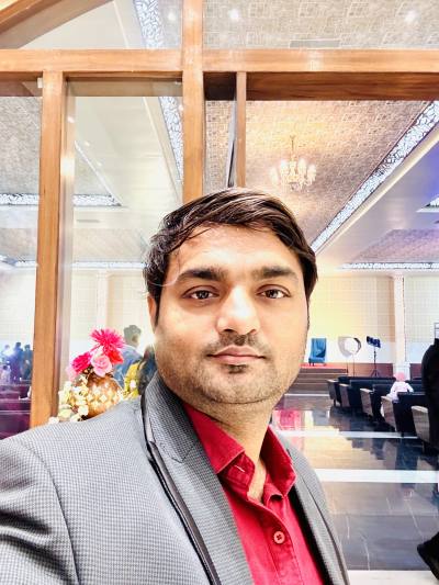 Prashant 27 лет Kherki Индия