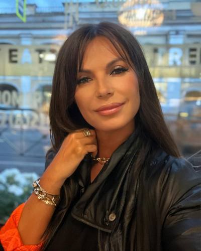 Viktoria 46 ans Odessa Ukraine