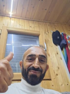 Memo 47 ans Stuttgart Allemagne