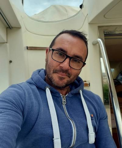 Dimitri 50 ans Izernore  France