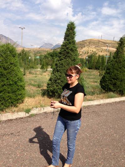 Veta 55 ans Sankt Petersbourg Russie