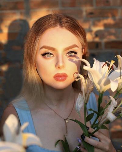 Elizabeth 24 ans Poltava Ukraine