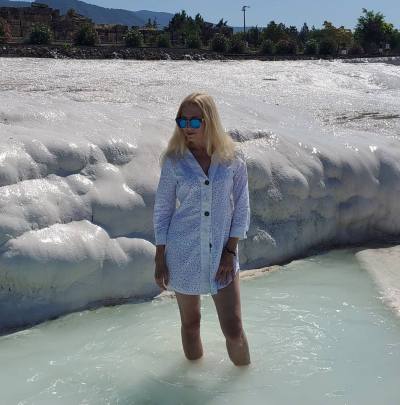 Ella 49 ans Zaporozhie Ukraine