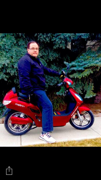Steve 62 ans Kindersley Canada