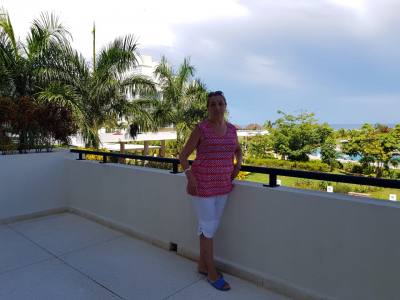 Irina 62 ans Sankt-petersburg Russie