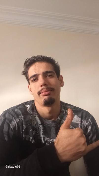 Hamza 28 лет  Марокко