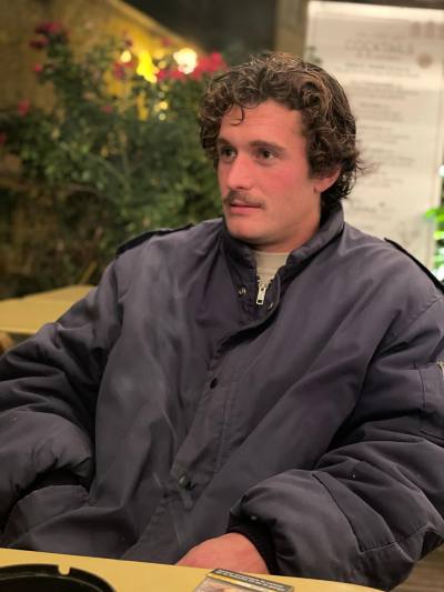 Julien 25 лет Saint Malo Франция