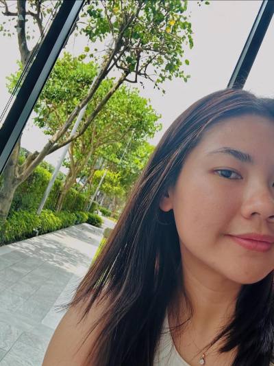 Chalene 36 ans Volgograd Russie