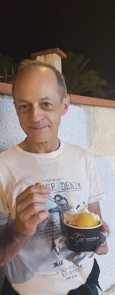 Alain 68 ans Toulouse France