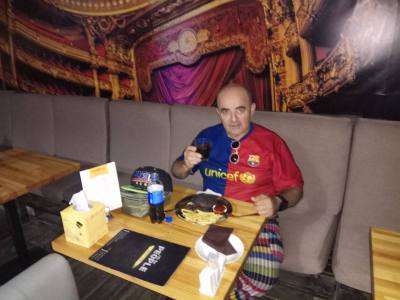 José 65 ans Barcelona Espagne