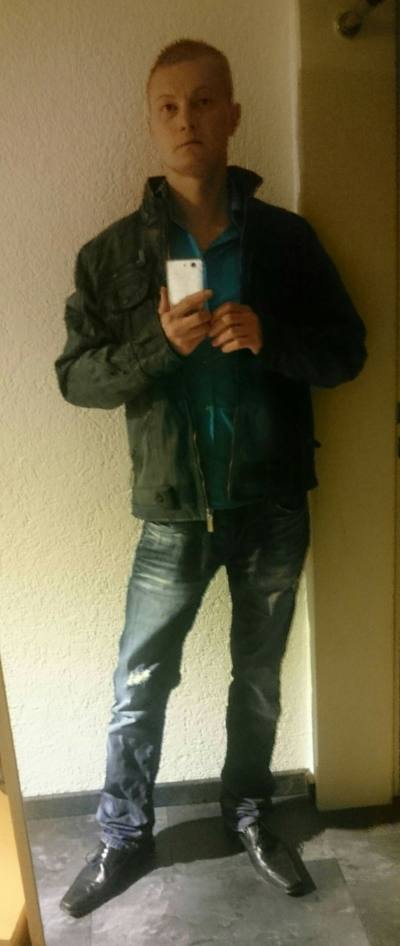 Андрей 45 ans Konstanz Allemagne