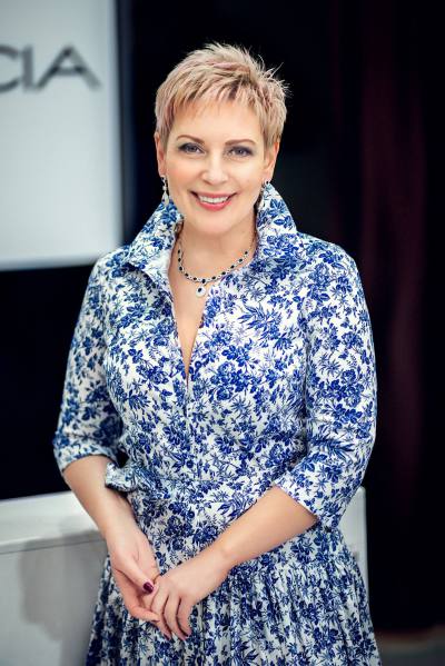 Oksana 62 ans Киев Ukraine