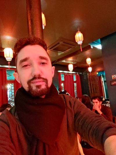 Sami 37 ans Paris France