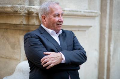 Jean 72 ans Avignon France