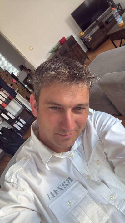 Franck 48 лет Arlon Бельгия