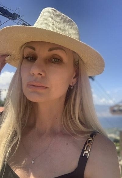 Lena 37 ans Belgorod Russie
