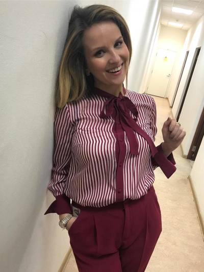 Yulia 43 ans Kyiv Ukraine