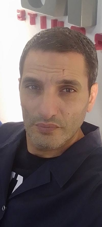 Moez 42 лет Musulmans  Канада