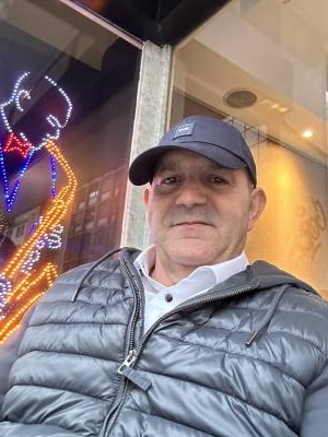Dadi 56 лет Geneve Швейцария