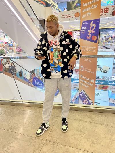 Alvin 27 ans Minsk Biélorussie