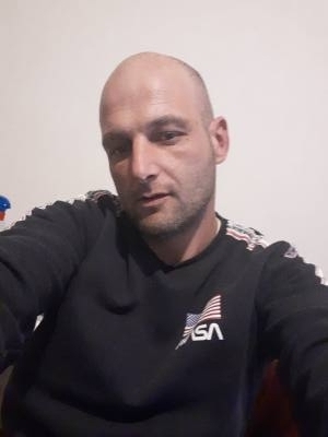 Kevin 38 лет Brest  Франция