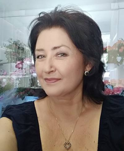 Larisa 64 ans  Saint Petersburg Russie