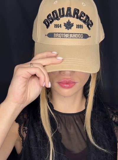 Анна 30 ans Koreiz  Russie