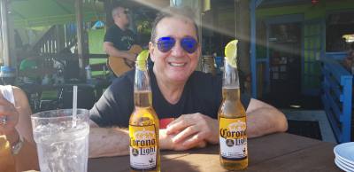 Elio 71 ans Toulon France