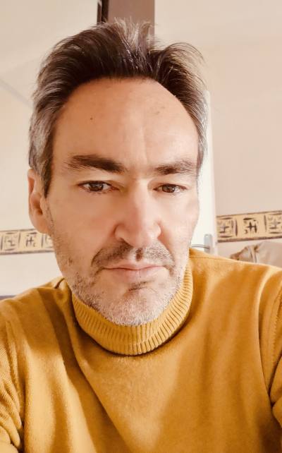 Benoit 44 лет Montpellier Франция