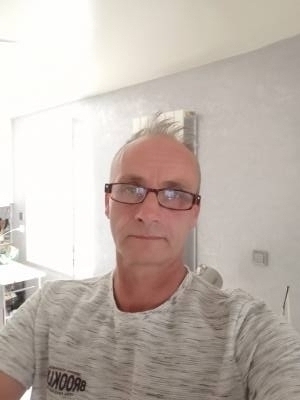 Franck 54 лет Frouard  Франция