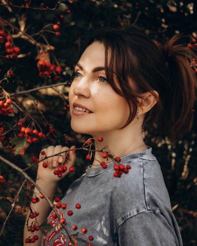 Olga 42 ans Kyiv Ukraine