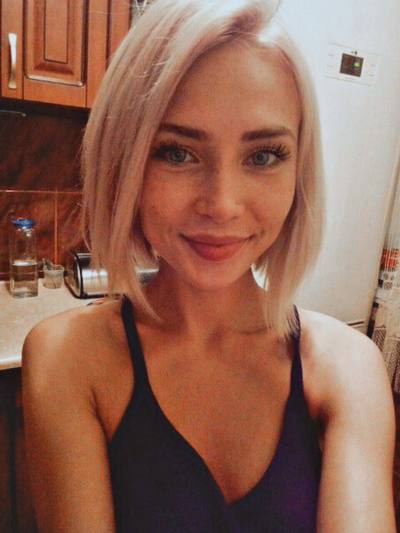 Kristina 31 Jahre Paris Frankreich