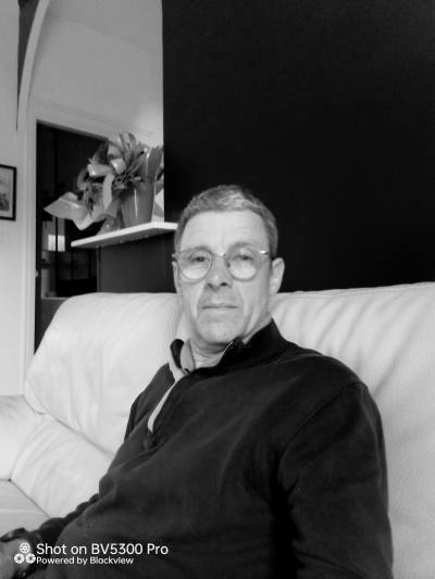 Eric 57 ans Brest France