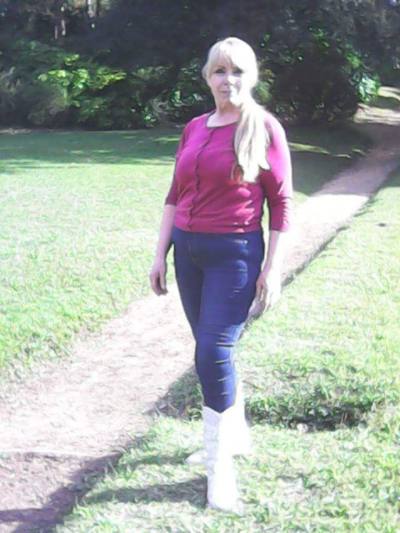 Tania 62 years Paris France