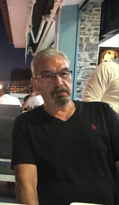 Denis 60 ans 75011 France